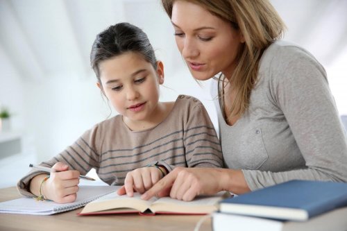 Kuinka vanhemmat voivat auttaa lasta opiskelemaan?