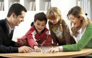 Miksi pelien pelaaminen lapsen kanssa kannattaa?