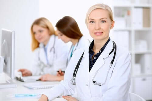 Taaksepäin kallistunut kohtu