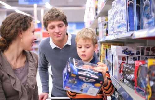 Kuinka opettaa lasta välttymään pakonomaiselta kuluttamiselta?