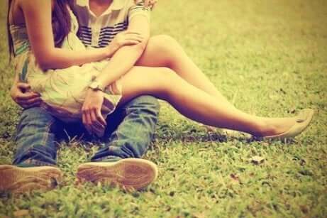 Valitsemmeko kumppaniksemme vanhempamme kaltaisen ihmisen?