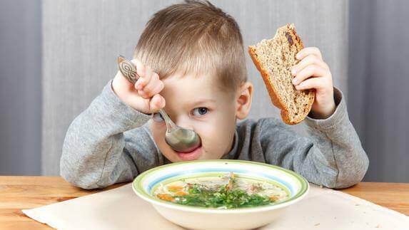 Miten saada lapsi syömään terveellisesti?