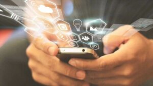 Sosiaalisen median vaarat nuorelle