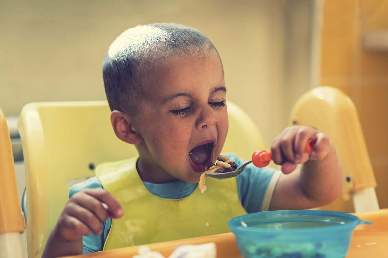 2-3-vuotiaan lapsen elämässä tapahtuu suuria muutoksia niin fyysisesti kuin henkisestikin