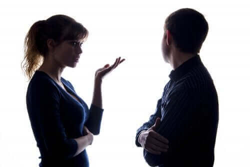 4 viestintätapaa vanhempien välisissä kommunikointiongelmissa