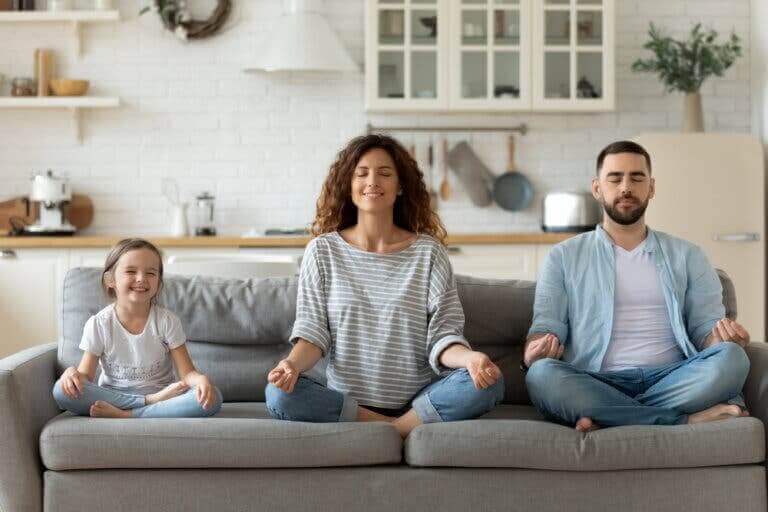 Mindfulness- ja meditaatioharjoituksia koko perheelle