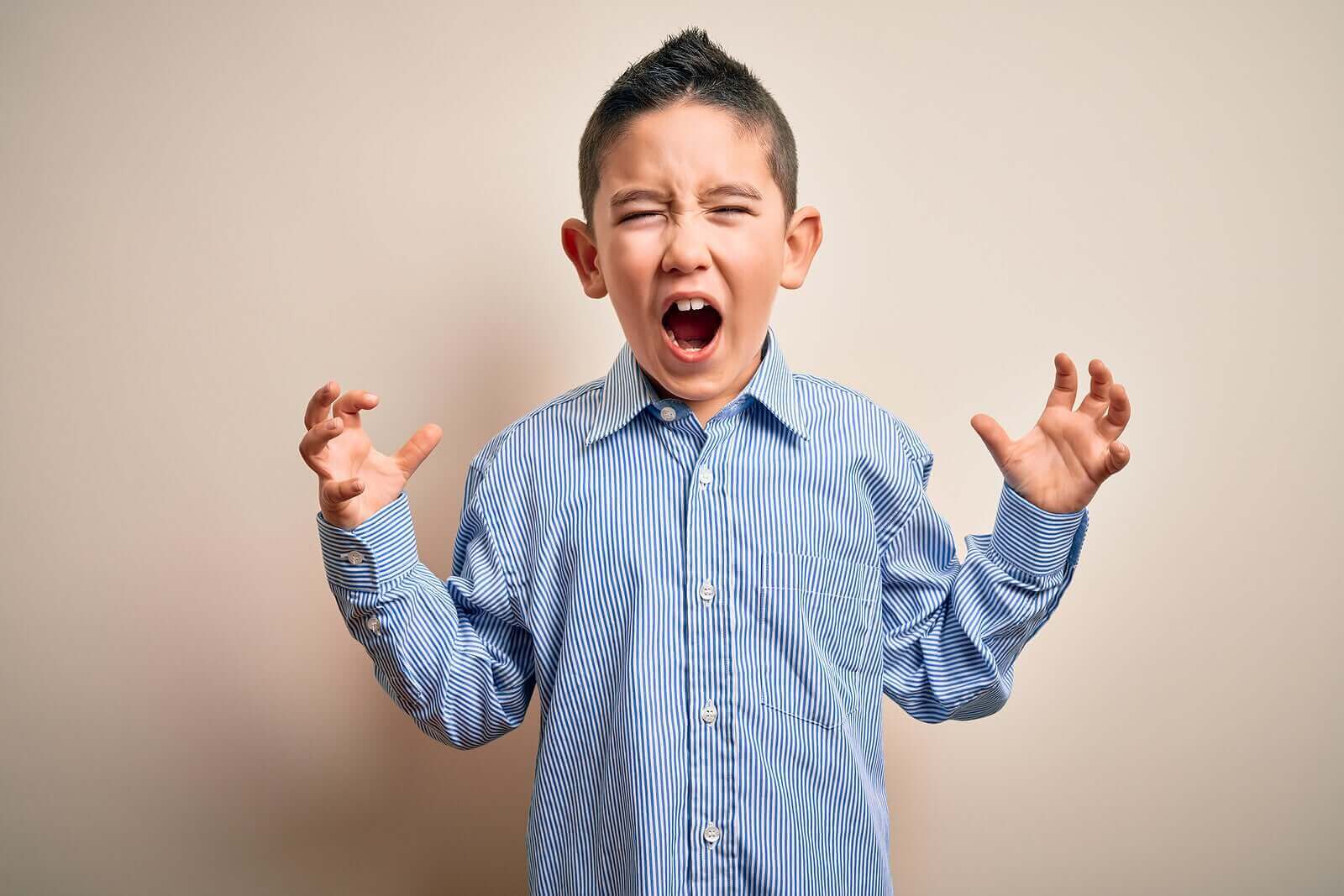 6 menetelmää lapsen aggression ja vihan hallintaan