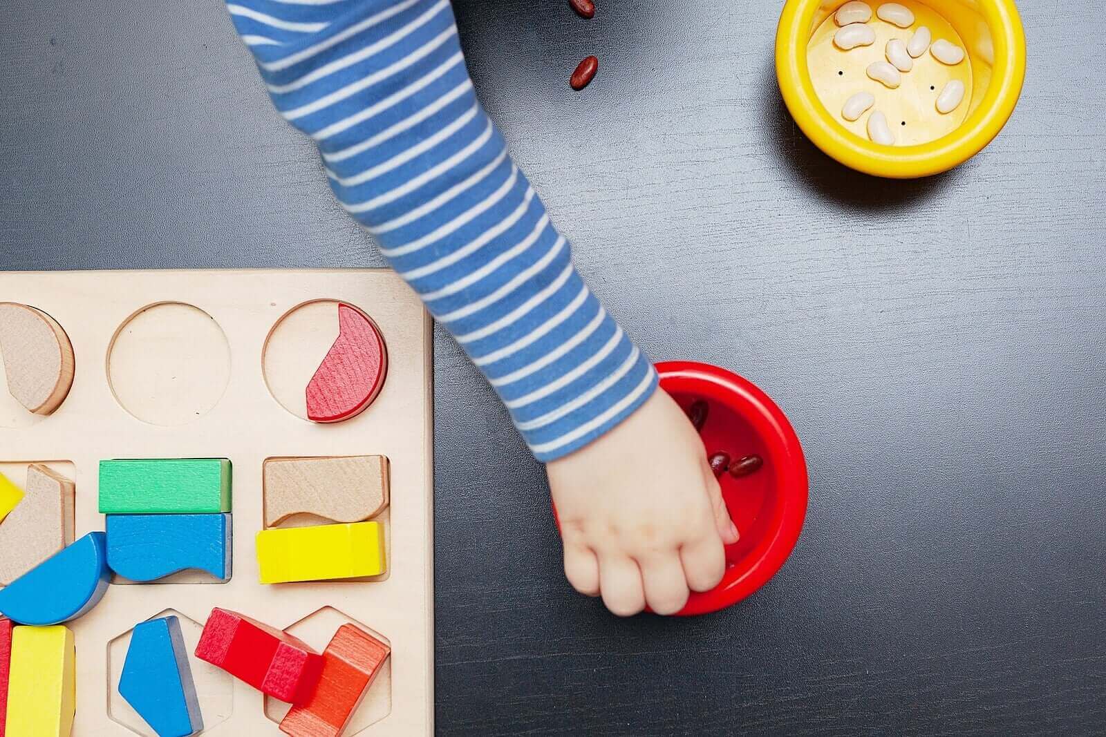 Mitä ovat Montessori-pelilaudat ja mitä hyötyä niistä on?