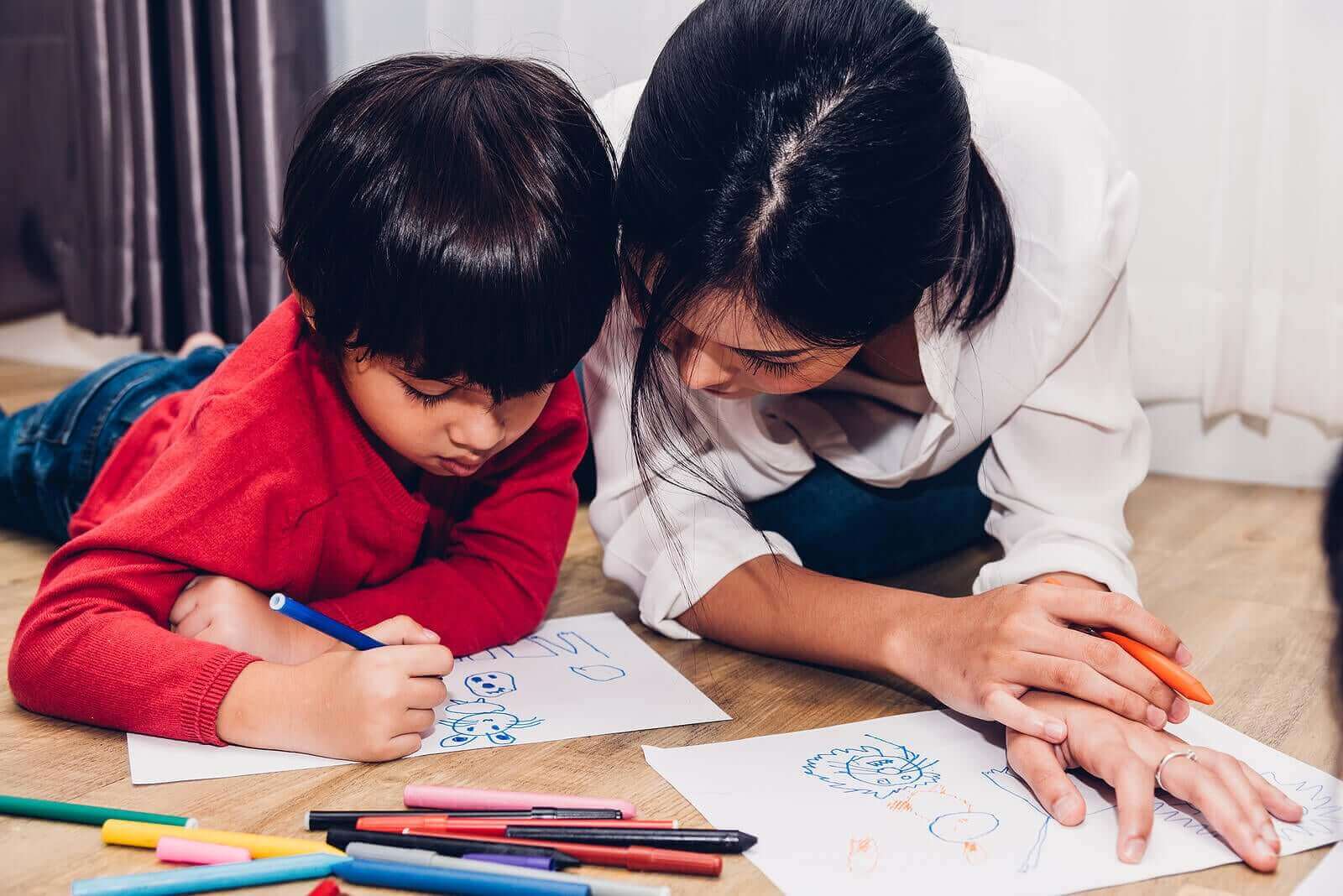 Lapsen kuvallisen ilmaisun kehitys