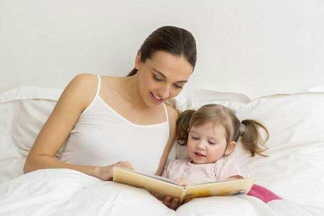 Ääneen lukemisen hyödyt lapselle