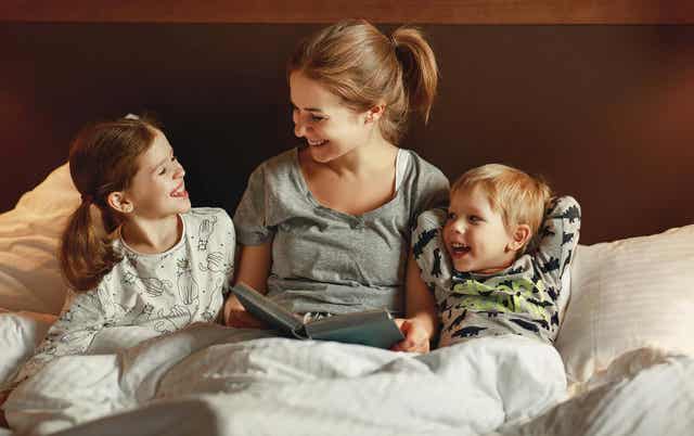 Miksi lapsen on tärkeää mennä ajoissa nukkumaan?