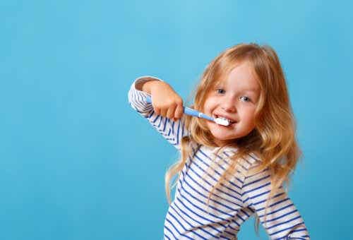 6 myyttiä hampaiden harjaamisesta