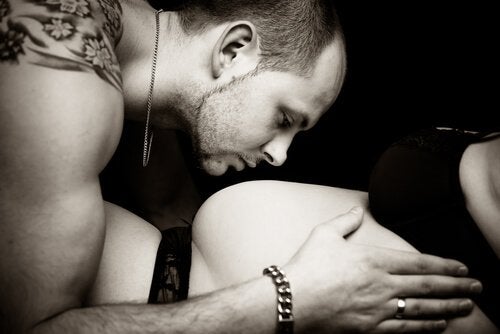 10 syytä harrastaa seksiä raskauden aikana