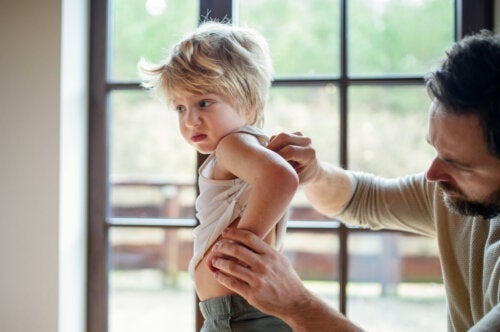 Periytyykö atooppinen ihottuma vanhemmilta lapsille?