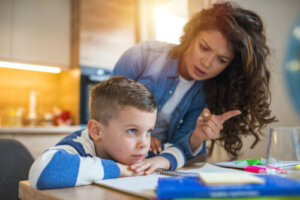 7 aktiviteettia tarkkaavuuden häiriöstä kärsivän lapsen auttamiseksi