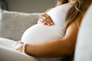 Mikrobiomin merkitys raskauden ja imetyksen aikana